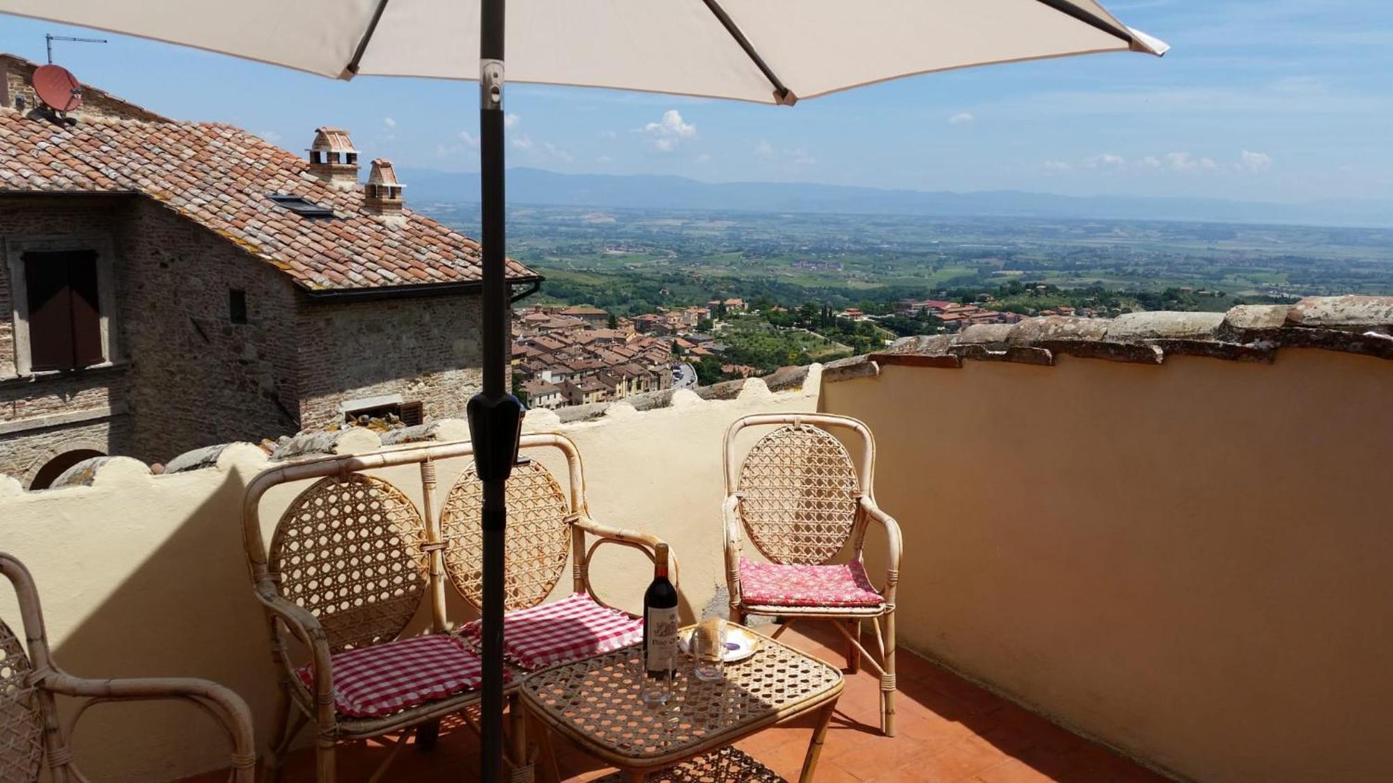 Montepulciano StazioneThe Roof House公寓 外观 照片
