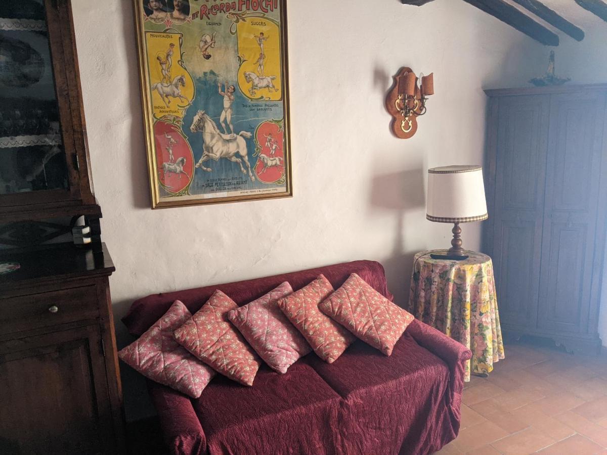 Montepulciano StazioneThe Roof House公寓 外观 照片