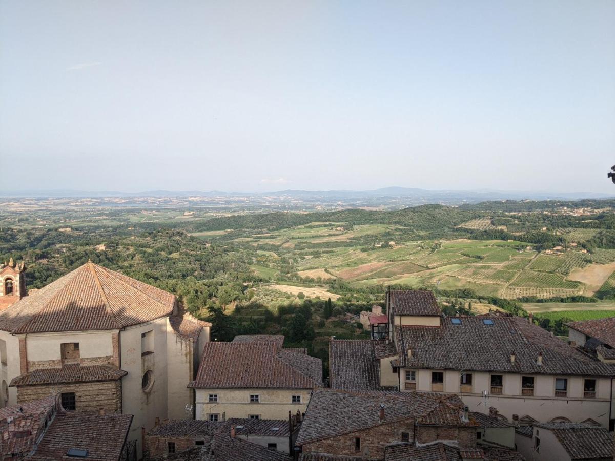 Montepulciano StazioneThe Roof House公寓 外观 照片